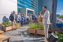 Otwarcie ogrodu na tarasie Biblioteki Głównej 