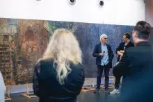 "Świat, który stworzyliśmy". Wystawa malarstwa Piotra Józefowicza 