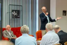 Spotkanie autorskie z Antonim Kakareko – opowieść o skarbach Biblioteki Uniwersytetu Gdańskiego